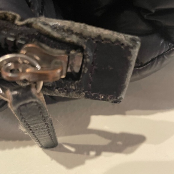 Large Chanel Puffer. Authentic - Picture 9 of 10